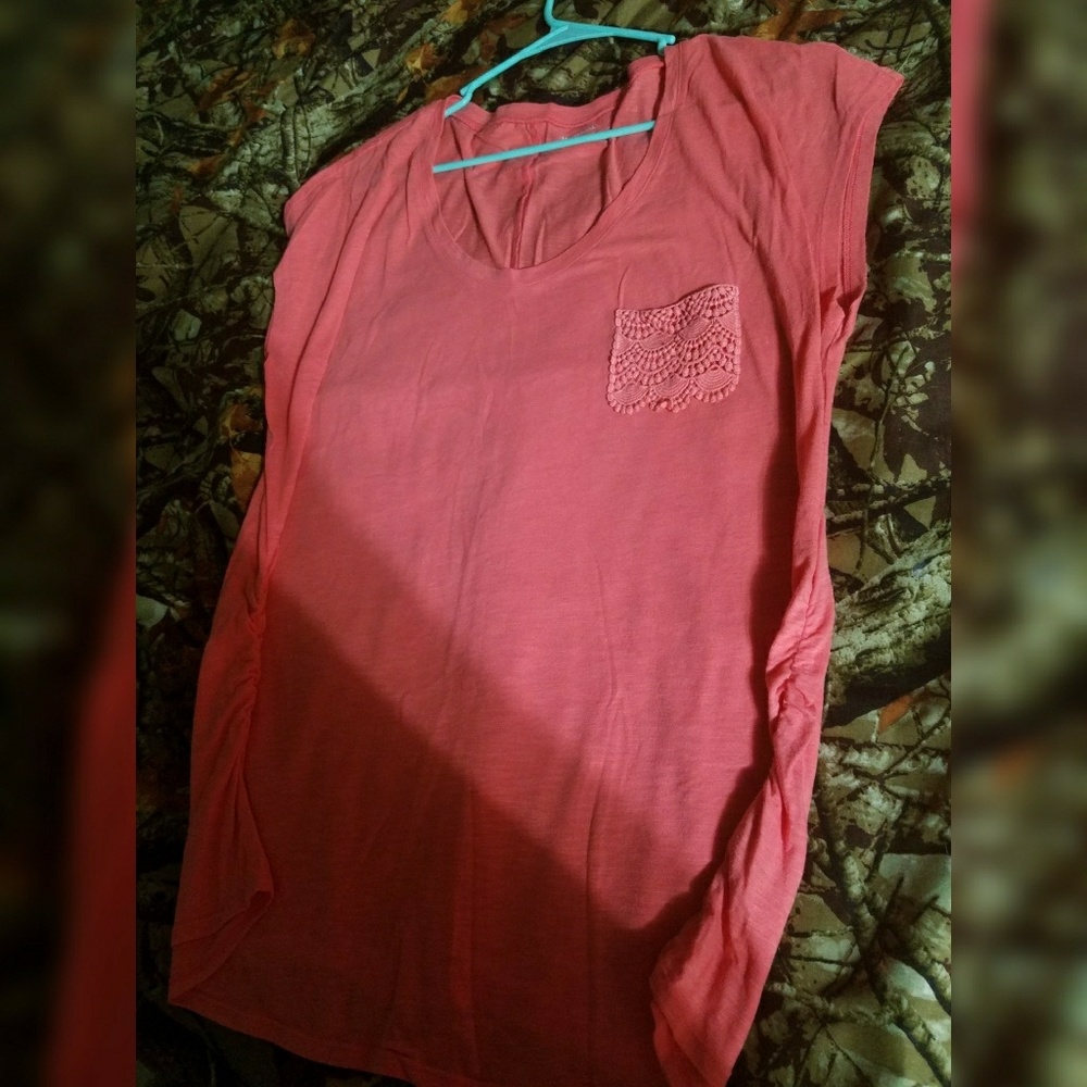 Maternity shirt
